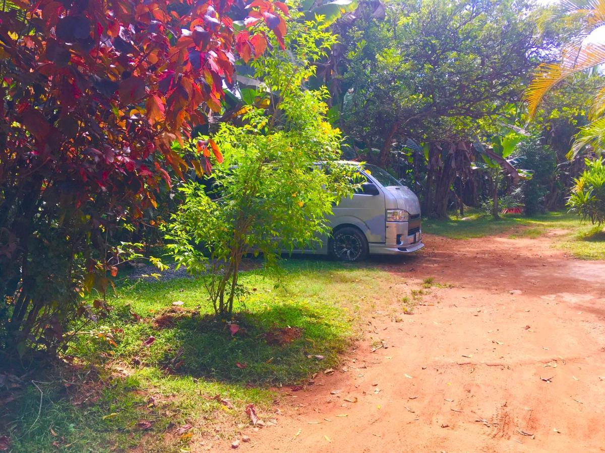 Arachchi Guest House Mirissa Bagian luar foto